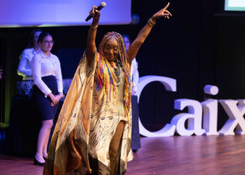 Lucrecia, presentó «Fiesta» su último single en Best Hotel Awards 2023
